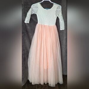 Elegant Lace and Tulle Dress